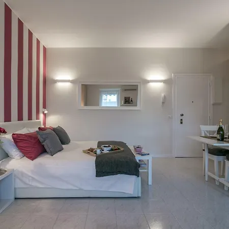 Violet - Loreto * Mediolan