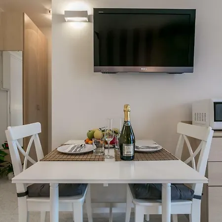 Violet - Loreto Apartament