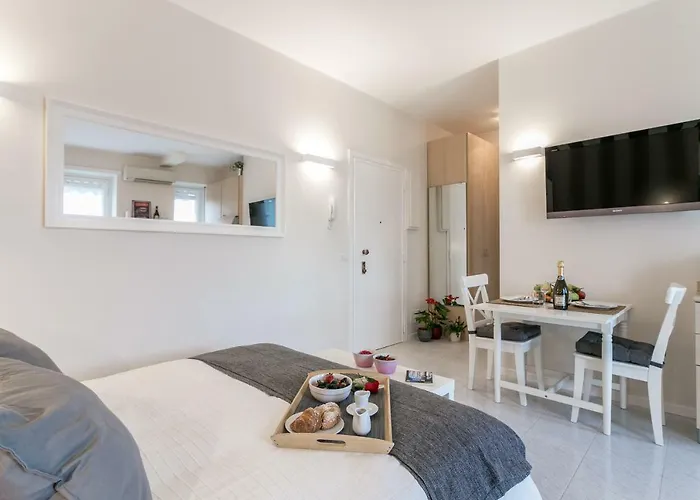 Apartament Violet - Loreto Mediolan