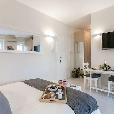 Apartment Violet - Loreto Milan