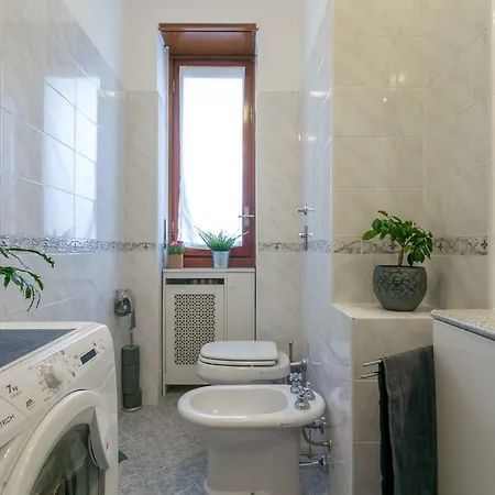 Violet - Loreto Apartment